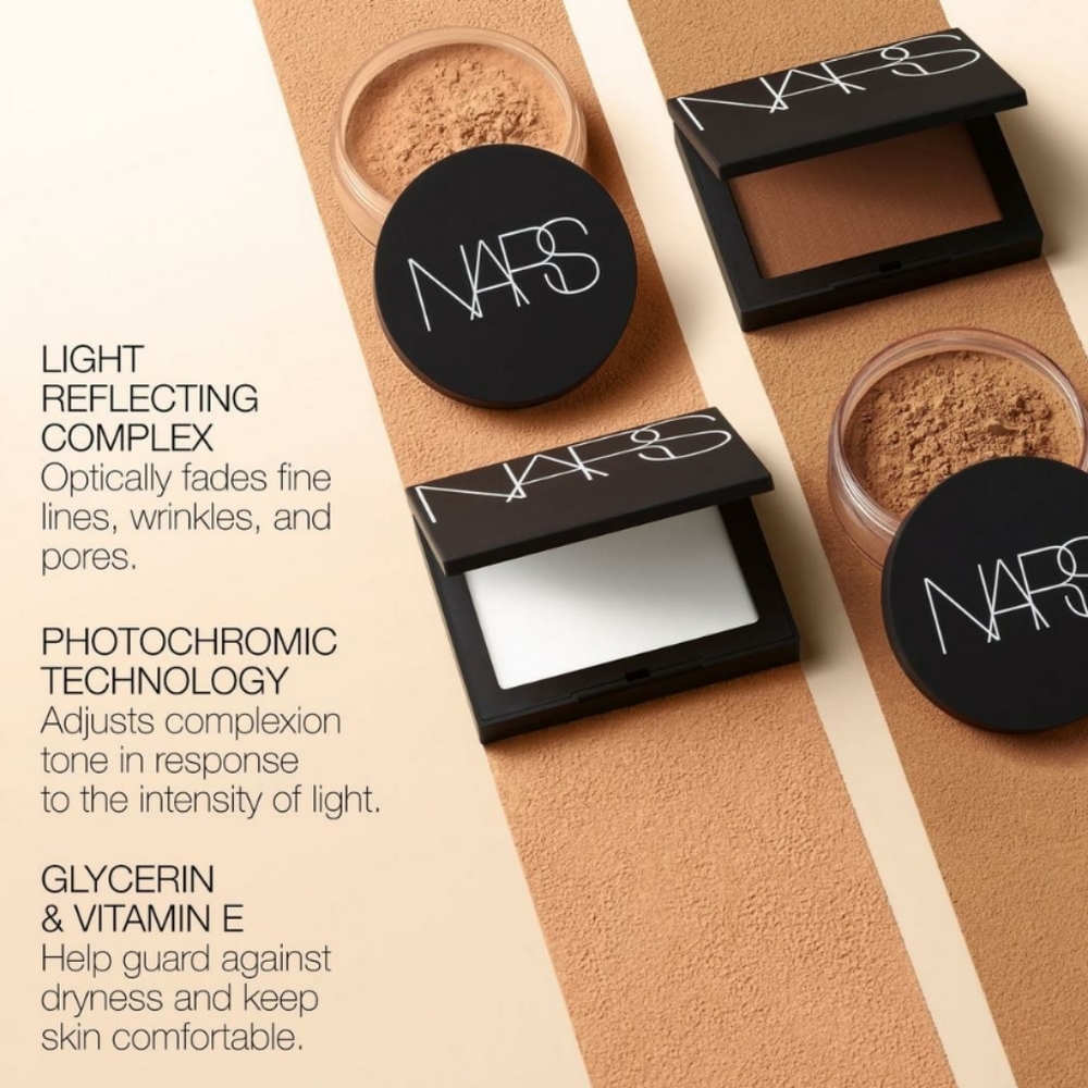 NARS LIGHT REFLECTING PRESSED SETTING POWDER. - Picture 4 of 10